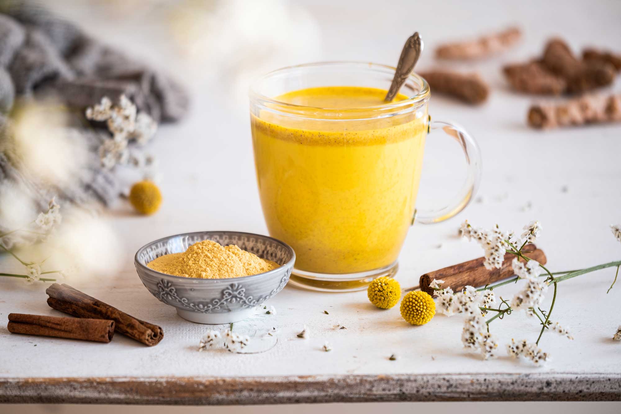 What are the effects of golden milk?